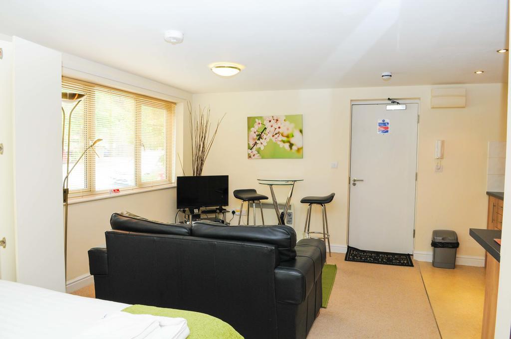 Your Stay Bristol Cotham Lawn Kültér fotó