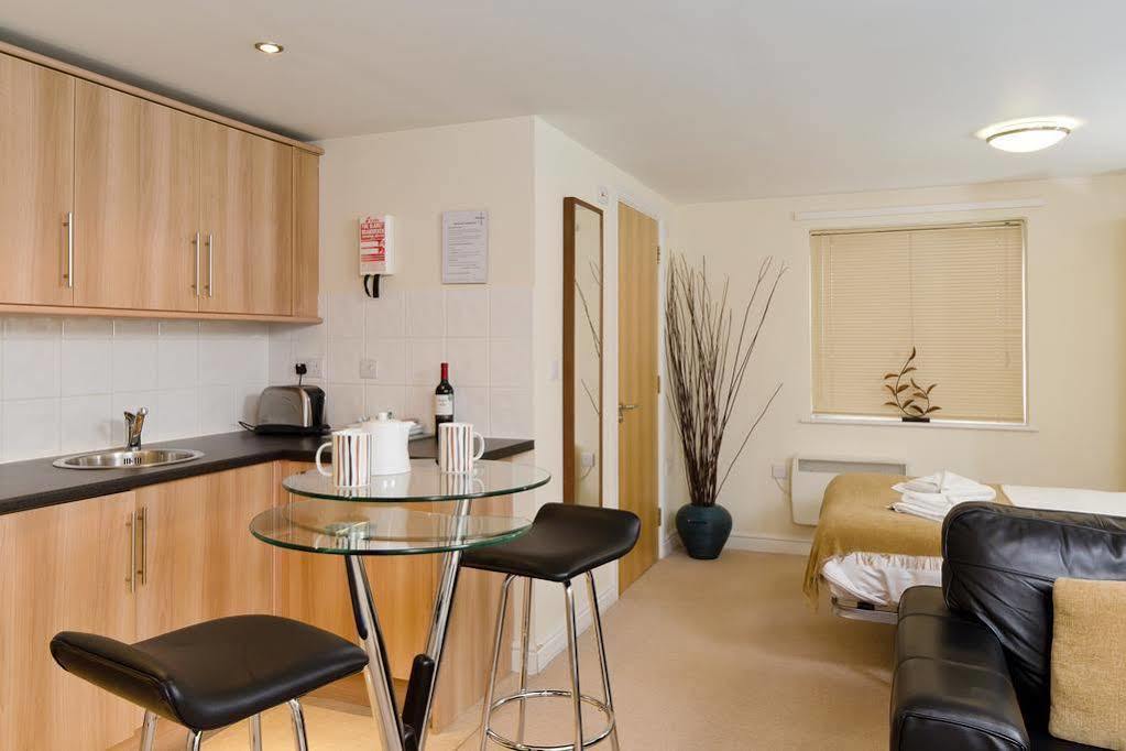 Your Stay Bristol Cotham Lawn Kültér fotó